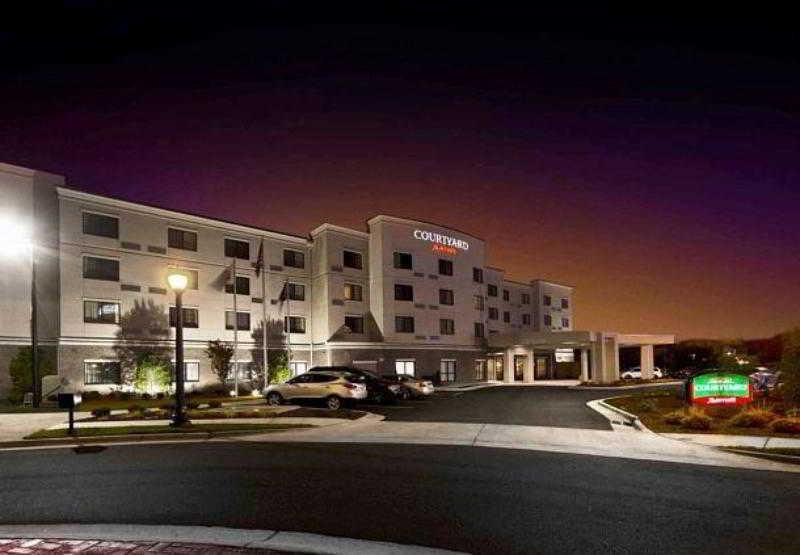 Courtyard By Marriott 3* Salisbury
