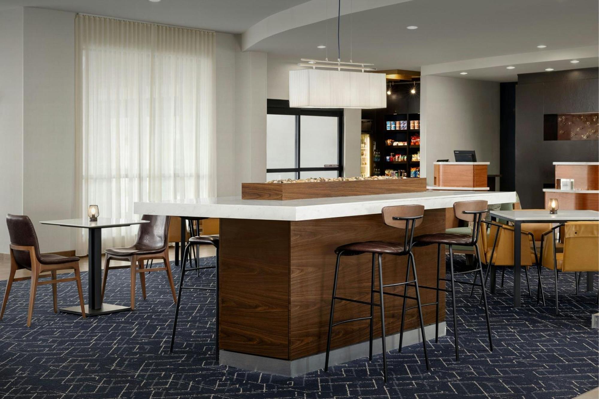 Hotel Courtyard By Marriott Salisbury